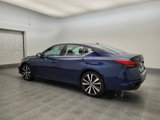Used 2021 Nissan Altima 2.5 SR w/ SR Premium Package image 3