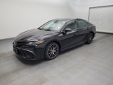 Used 2022 Toyota Camry SE image 2