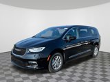 New 2026 Chrysler Pacifica Select image 2