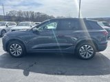 New 2025 Audi Q6 e-tron Premium Plus image 5