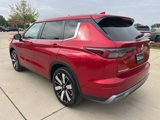 New 2025 Mitsubishi Outlander SE image 3