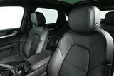 Used 2025 Porsche Macan image 5