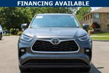 Used 2023 Toyota Highlander LE image 3