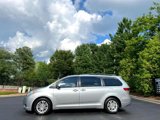 Used 2017 Toyota Sienna XLE image 3