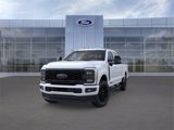 New 2025 Ford F250 4x4 Crew Cab Super Duty image 2