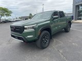 Used 2023 Nissan Frontier PRO-4X image 2