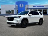 New 2025 Honda Pilot Touring image 2