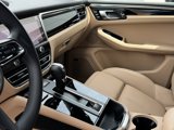 Used 2024 Porsche Macan image 4