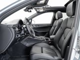 Certified 2024 Porsche Macan image 6