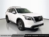 New 2025 Nissan Pathfinder Platinum image 3