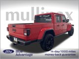Used 2025 Jeep Gladiator Sport image 3