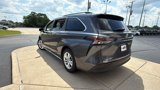 New 2025 Toyota Sienna XLE image 5