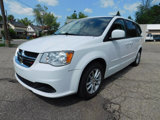 Used 2016 Dodge Grand Caravan SXT image 2