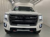 Used 2023 GMC Yukon AT4 image 3