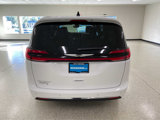 New 2025 Chrysler Pacifica Select image 6