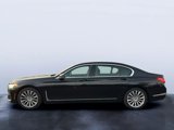 Used 2022 BMW 740i image 3