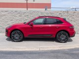 Certified 2025 Porsche Macan image 2