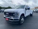 New 2025 Ford F350 Lariat image 3