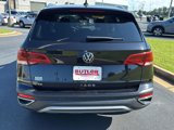 Used 2024 Volkswagen Taos SE image 4