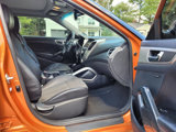 Used 2013 Hyundai Veloster w/ Style Pkg image 5