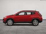 New 2025 Jeep Compass Latitude image 3