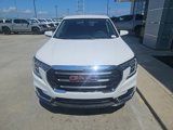 Used 2024 GMC Terrain SLE image 3