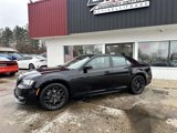 Used 2022 Chrysler 300 Touring L image 2