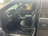 Used 2022 GMC Yukon XL Denali image 3