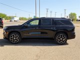 New 2025 Chevrolet Traverse High Country w/ LPO, Floor Liner Package image 2