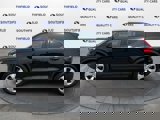 Used 2021 Volvo XC40 T5 Momentum image 3