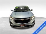 Used 2022 Chevrolet Equinox LT w/ Driver Convenience Package image 2