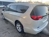Used 2017 Chrysler Pacifica Touring-L w/ Tire & Wheel Group image 5