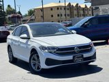 Used 2024 Volkswagen Jetta SE w/ Panoramic Sunroof Package image 3