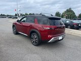 New 2025 Nissan Pathfinder Platinum image 4