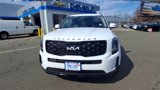 Used 2022 Kia Telluride EX w/ EX Premium Package image 3
