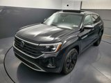 Used 2024 Volkswagen Atlas Cross Sport SE w/ Panoramic Sunroof Package image 3