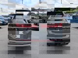 New 2025 Volkswagen Atlas Peak Edition SE image 4