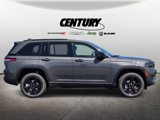 New 2025 Jeep Grand Cherokee Limited image 2
