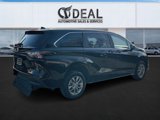 Used 2023 Toyota Sienna LE image 5