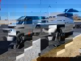 New 2025 Jeep Grand Cherokee L Laredo image 2