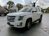 Used 2015 Cadillac Escalade Luxury image 4