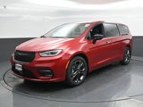 New 2026 Chrysler Pacifica Select image 5