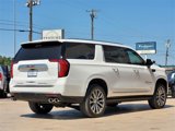 Used 2021 GMC Yukon XL Denali w/ Denali Ultimate Package image 4