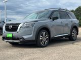 New 2025 Nissan Pathfinder Platinum w/ Cargo Package image 3