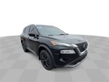 Used 2021 Nissan Rogue SV w/ Premium Package image 2