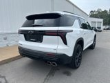 Used 2024 Chevrolet Traverse LT w/ Midnight/Sport Edition image 3
