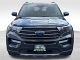 Used 2022 Ford Explorer XLT w/ Equipment Group 202A image 2