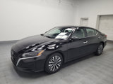 Used 2023 Nissan Altima 2.5 SV image 2