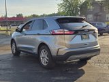 Used 2024 Ford Edge SEL image 5