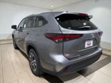 New 2025 Toyota Highlander XLE image 3
